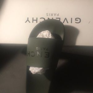Givenchy Men’s slides